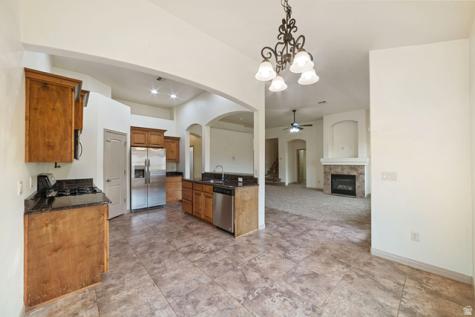 922 E Silver Shadows Drive S Washington UT 84780