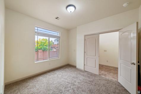 922 E Silver Shadows Drive S Washington UT 84780