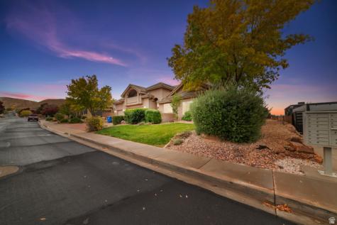 922 E Silver Shadows Drive S Washington UT 84780