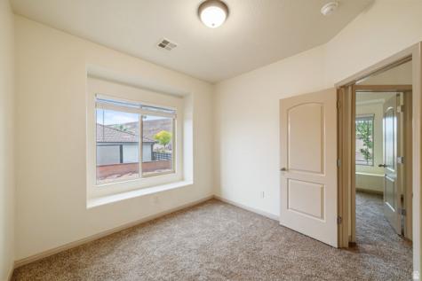 922 E Silver Shadows Drive S Washington UT 84780