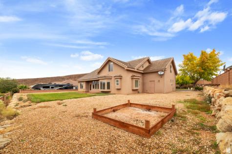 922 E Silver Shadows Drive S Washington UT 84780