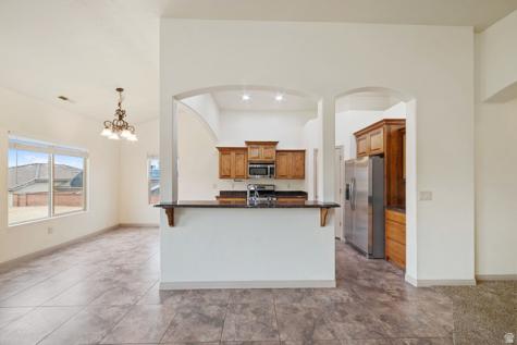 922 E Silver Shadows Drive S Washington UT 84780