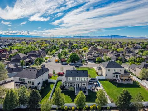 1771 S 1820 W Woods Cross UT 84087