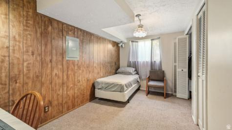 859 E 8600 S Sandy UT 84094