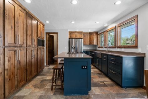 687 E 600 S Payson UT 84651