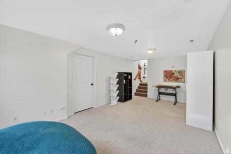 684 E 2900 N North Ogden UT 84414