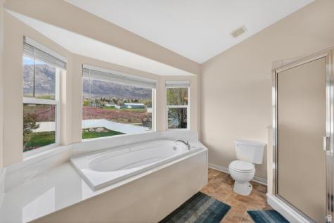 684 E 2900 N North Ogden UT 84414