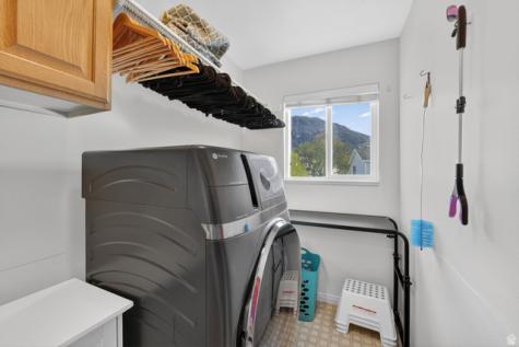684 E 2900 N North Ogden UT 84414