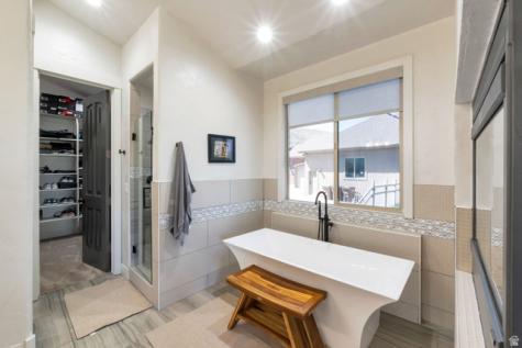 513 E Southfork Drive Draper UT 84020