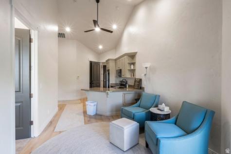 513 E Southfork Drive Draper UT 84020