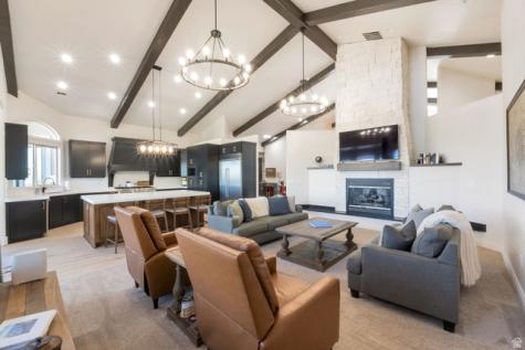 513 E Southfork Drive Draper UT 84020