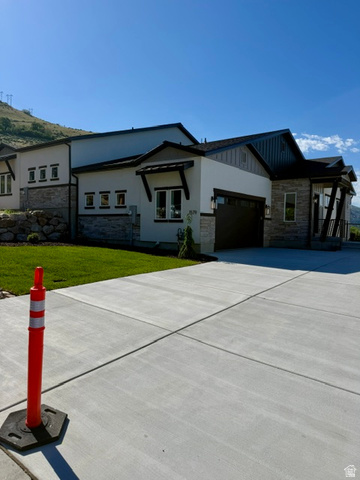 1579 E Maddies Cove Ogden UT 84404