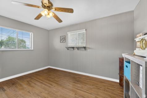 930 S Taylor E Ogden UT 84404