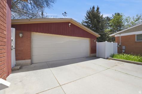 930 S Taylor E Ogden UT 84404