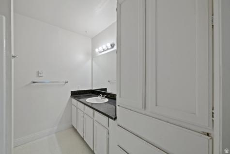 2071 E 575 N St. George UT 84790