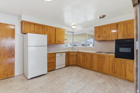 1005 S Jackson Avenue E Ogden UT 84404