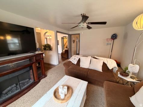 110 S 200 E Springville UT 84663