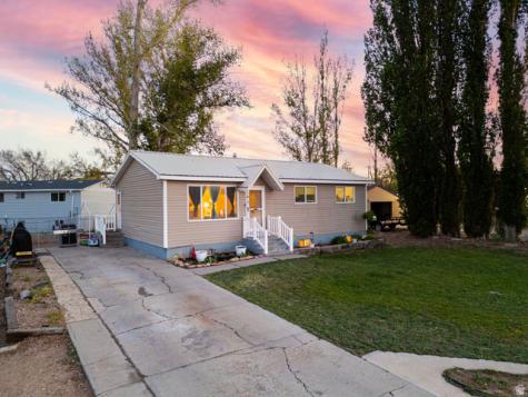 756 E 400 N Roosevelt UT 84066