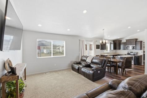 784 Frontier Road E Grantsville UT 84029