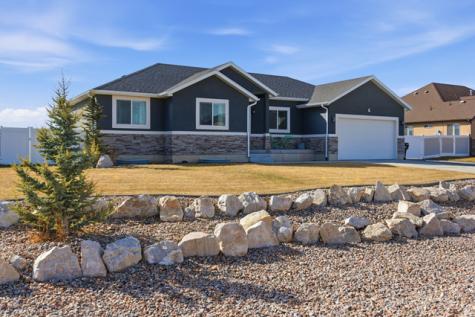 784 Frontier Road E Grantsville UT 84029