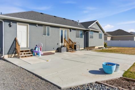784 Frontier Road E Grantsville UT 84029