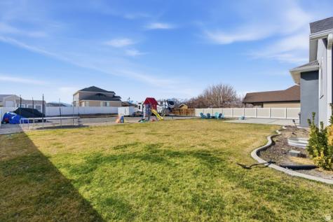 784 Frontier Road E Grantsville UT 84029