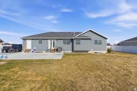 784 Frontier Road E Grantsville UT 84029
