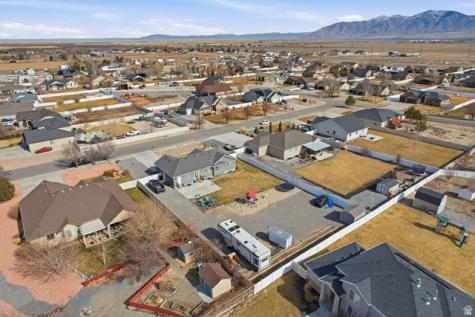 784 Frontier Road E Grantsville UT 84029