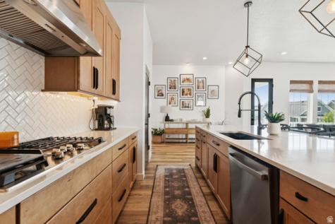 6241 W Arranmore Drive South Jordan UT 84009