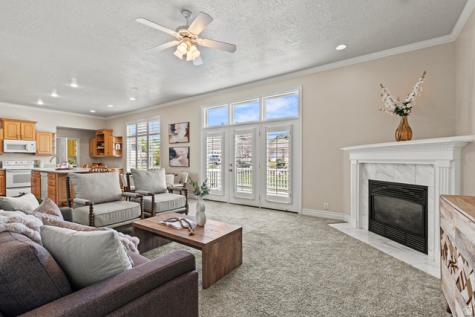 275 S Eagle Way North Salt Lake UT 84054