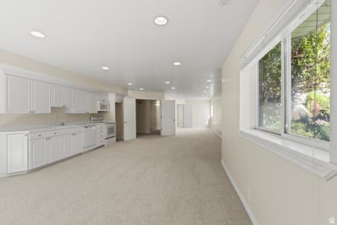 275 S Eagle Way North Salt Lake UT 84054