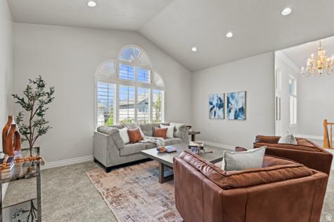 275 S Eagle Way North Salt Lake UT 84054