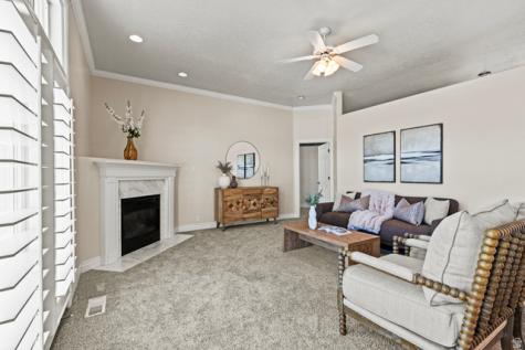 275 S Eagle Way North Salt Lake UT 84054