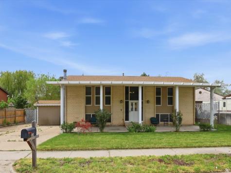 4931 S 2825 W Roy UT 84067