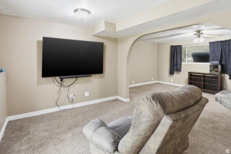 4931 S 2825 W Roy UT 84067