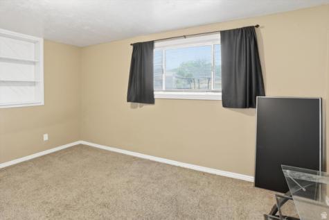 4931 S 2825 W Roy UT 84067
