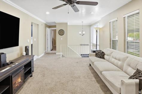 4931 S 2825 W Roy UT 84067