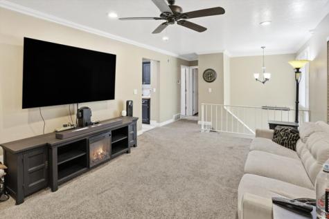 4931 S 2825 W Roy UT 84067