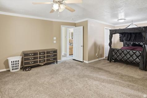 4931 S 2825 W Roy UT 84067