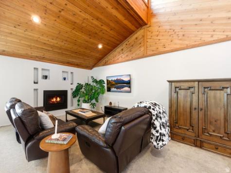 2092 E 11270 S Sandy UT 84092