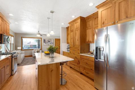 247 E 100 N Kaysville UT 84037