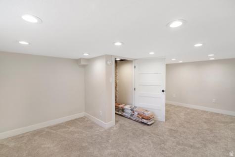 247 E 100 N Kaysville UT 84037