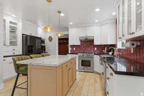 3865 River Valley Drive Riverdale UT 84405