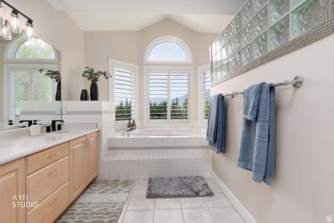 1209 E Bear Hollow Cove Draper UT 84020