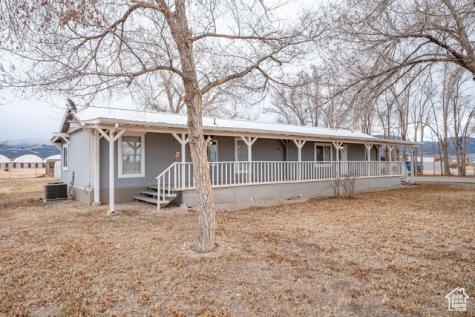 5520 N 500 E Enoch UT 84721