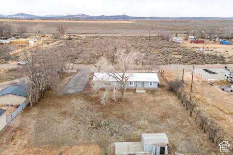 5520 N 500 E Enoch UT 84721