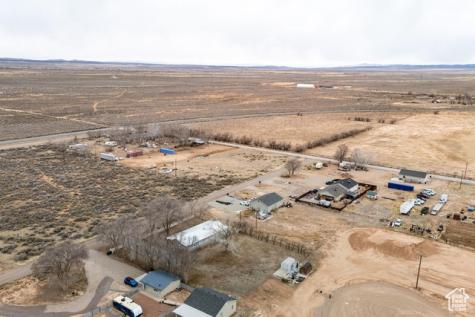 5520 N 500 E Enoch UT 84721