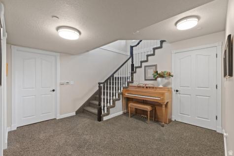 2771 N 2125 E Layton UT 84040
