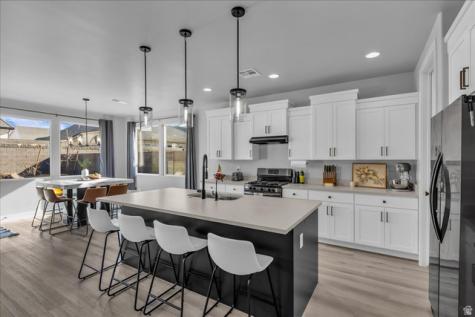 1877 S Heritage Fields Drive Washington UT 84780