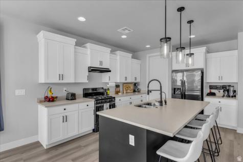1877 S Heritage Fields Drive Washington UT 84780